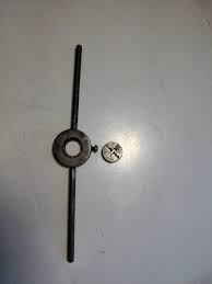 13/16" Die handle w/ die Thread well 8-32NC | eBay