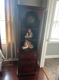 curio cabinet in Furniture in St. Catharines | Kijiji Marketplaces