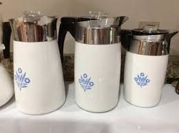 Sold at Auction: HUGE Group of Vintage Corning Ware Blue Cornflower