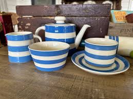 Cornishware Teapot set - sold individually – Jami Ray Vintage