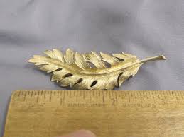 Vintage CORO 1961 Gold Tone Modernist LEAF BROOCH-NR | eBay