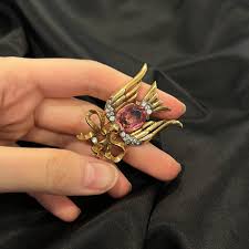 Vintage Trifari Signed Brooch Gold-plated Metal, Light Pink ...