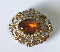 Vintage Open Gold-tone CORO Brooch w/ Hearts, Faux Pearls & Rhinestones | eBay