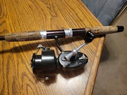 Picked up this beauty from the Goodwill but have questions ...