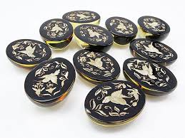 Natural Baltic Amber Hummingbird Intaglio Cherry Color Bottom, Regular Calibrated Oval Shape 17x22 Mm Flat Bottom Cabochon - Etsy