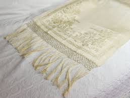 Italian Linen Damask Show Towel, Heavenly Hand Knotted ...