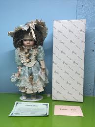 Duck House "Linda" Collector Porcelain Girl Doll 18" With ...