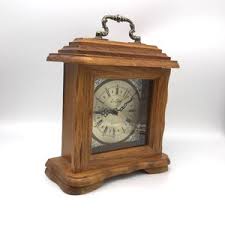 Vintage Le Claire Mantel Clock, Working Quartz Classic Wood ...