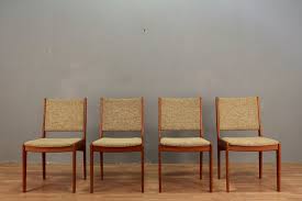 Mid Century Teak & Oatmeal Side Chair – Furnish Green