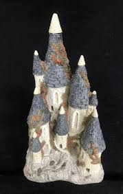 David Winter ~ FAIRYTALE CASTLE ~ MIB ~ COA ~ ISSUED 1982 ...