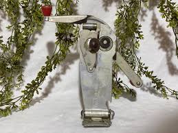 1950s Vintage Dazey Deluxe Can Opener Wall Mount Mid Century ...