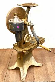 Sold at Auction: Antique De Laval #17 Milk / Cream Separator