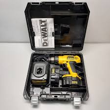 DEWALT 14.4V XR 3/8 VARIABLE SPEED CORDLESS DRILL DRIVER SET ...