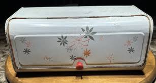 Vintage DecoWare Metal Tin Bread Box Orange Green White ...