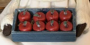 Byers Choice Carolers Cries of London Apple Lady Vendor ...