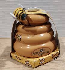 Joie Mini Honey Pot Ceramic Jar & Wood Dipper Beehive with ...