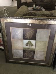 Orange Art Glass Armadillo Western Round Plater 9” Condition is Excellent Shipped with USPS Priority Mail.