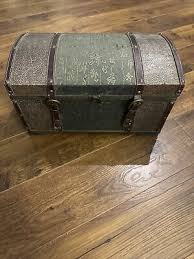 MEDIUM SIZE KEEP SAKE BOX FAUX LEATHER WITH LATCH AND ...
