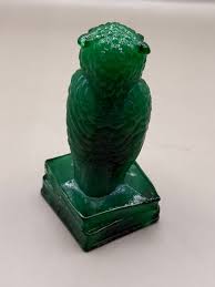 Degenhart Slag Glass Rare Uranium Owl figurine.