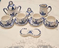 Vintage Elesva Holland (E H Pottery) of the Netherlands ...