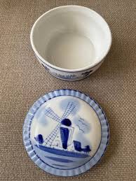 Vintage Delft Blue and White China Trinket Dish (9.5 Cms ...