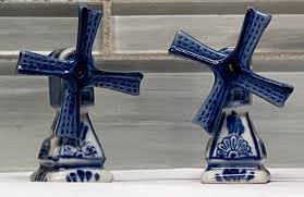 Vintage Blue & White Dutch Spinning Windmill Salt & Pepper Shaker Set | eBay