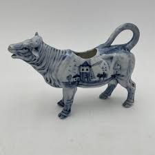 Sold at Auction: Blue Delft Cow Creamer, 7 1/2 x 5 in. (19.1 x 12.7 cm.)