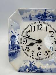 Lot # 171 - Black Forest-Lackschilduhr German Shield Clock + ...