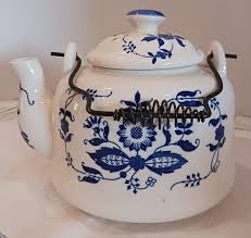 Vintage Blue & White Porcelain Ceramic Teapot w/Lid & Wire Handle | eBay