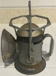 VINTAGE ANTIQUE 1950s DELTA POWERLITE LANTERN | eBay