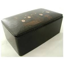 Papier Mache Snuff Box. 19th Century English Chinoiserie ...