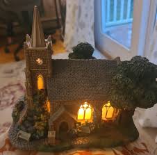 Thomas Kinkade Church Sculpture Like new | Mercari