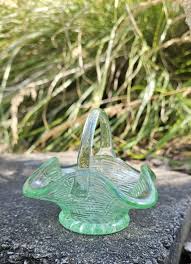 VTG Green Weave Pattern Basket Art Glass w/Press Glass Handle. 3.25 x 3.5". | eBay