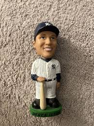MLB DEREK JETER BOBBLE HEAD Bobble Dobbles Pinstripes NEW ...