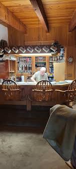 Decompress - Review of Frozen Dog Digs Bed and Breakfast ...