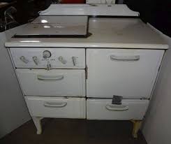 Detroit Jewel Vintage White Gas Stove, Four Burners, Double ...