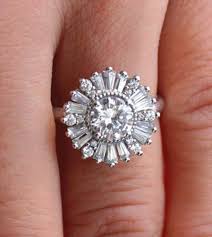 1.7ct Round Cut Moissanite Starburst Halo Engagement Ring ...