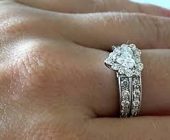 LGL 14K White Gold Heart Shape Center 34 Diamond Ladies ...