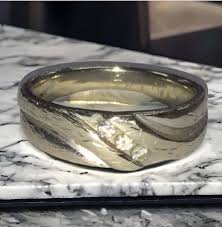 Vintage 10K White Gold 7mm Wide Three DIAMOND Band RING Size ...