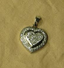OH SO SPARKLY Natural Diamond Covered Heart Shaped Pendant ...