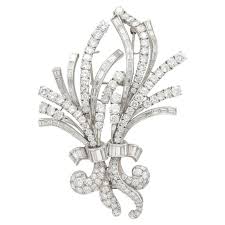 Vintage 1940s 14.00 Carat Diamond Double Clip Brooch For Sale at 1stDibs