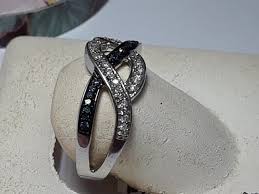 Estate .23ctw Real Round Blue & White Diamond Weaved ...