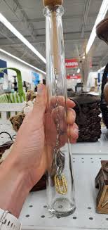 Is this vase intended to be a puzzle? : r/puzzles