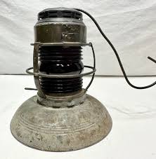 Vintage Trafficguard No 40 Metal Oil Light/lantern With Red ...