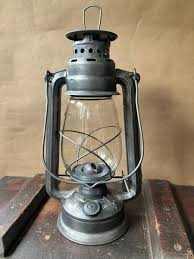 Globe Brand 707 Kerosene Lantern, Vintage, Rare Embossed ...