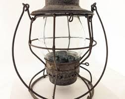 Antique E.T. Wright & Co. Hamilton Ont. Railroad Lantern Southern Pacific Globe - Etsy Canada