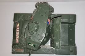 Processed Plastic Co. Green Army Tank #7520 (Pre-Owned) – Grumpy Bob's Emporium / NewFire Gaming