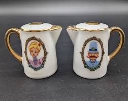 Vintage Disneyland Souvenir Teapot Salt Pepper Shakers ...