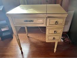 Sminkbord till salu i: Anchorage | Facebook Marketplace