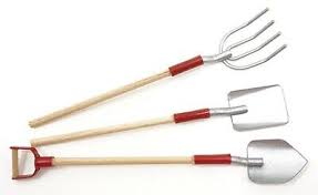 Dollhouse Miniatures 1:12 Scale Garden Tools, 3/Pk #IM66130 ...